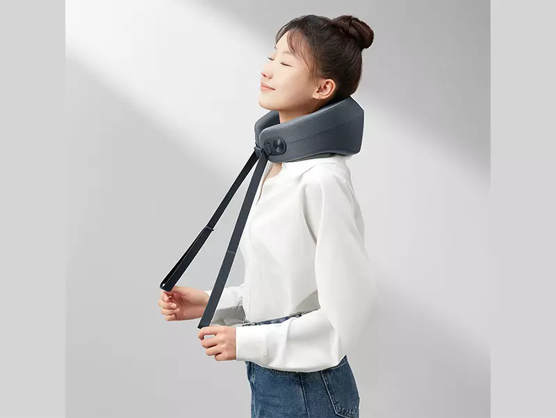ماساژور گردن و شانه شیائومی Xiaomi Mijia Smart Neck Massager Shoulder and Neck MJNKAM01SKS امکان تنظیم فشار ماساژ با بندهای ماساژور گردن شیائومی