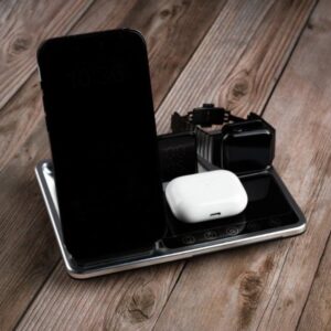 استند شارژر 4 در یک گرین لاین Green Lion 4 in 1 Wireless Charging Station 15W 