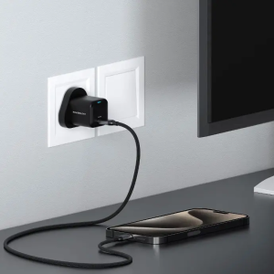 آداپتور همراه با کابل شارژر تایپ C پاورولوژی Powerology 20W Single C Port PD Charger UK with Type C to C 60W cable